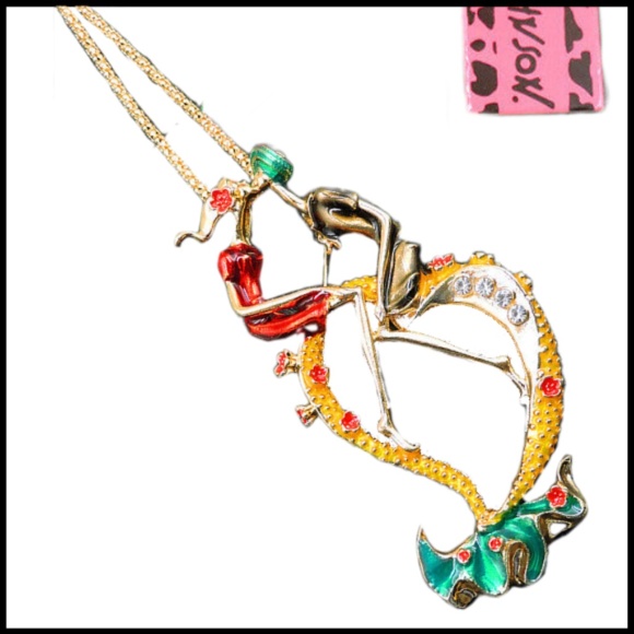 "Lovers Fall In Love" Entwined Red & Gold Color Enamel Crystal Necklace /Brooch - Picture 2 of 5
